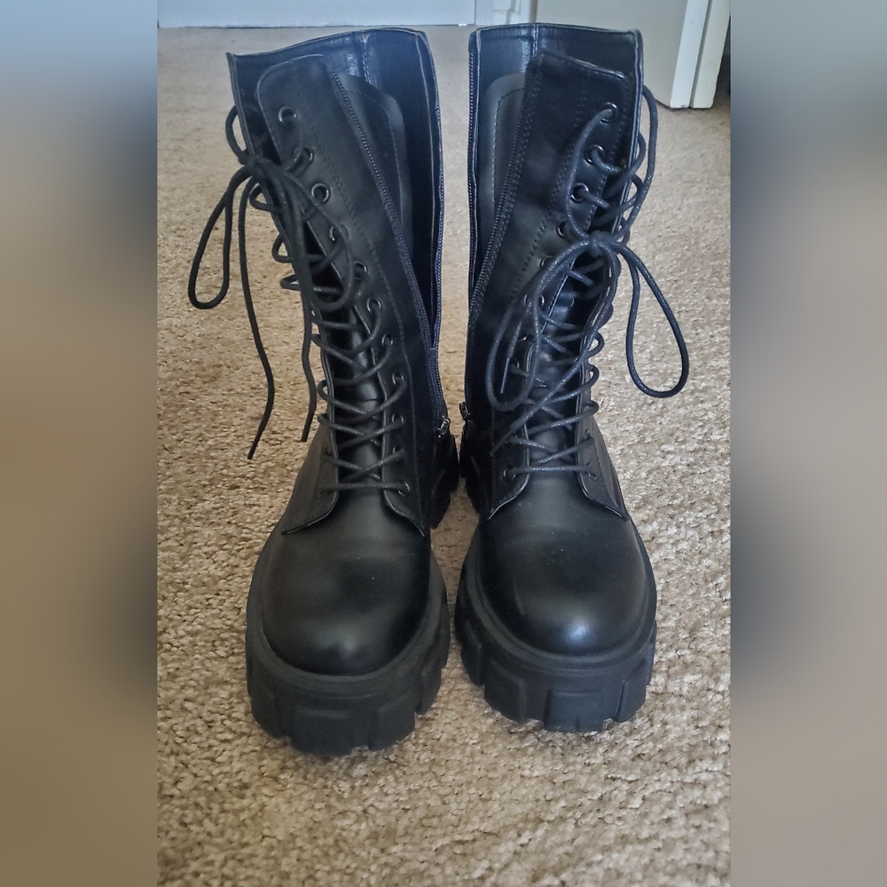 Oak and Fort boots